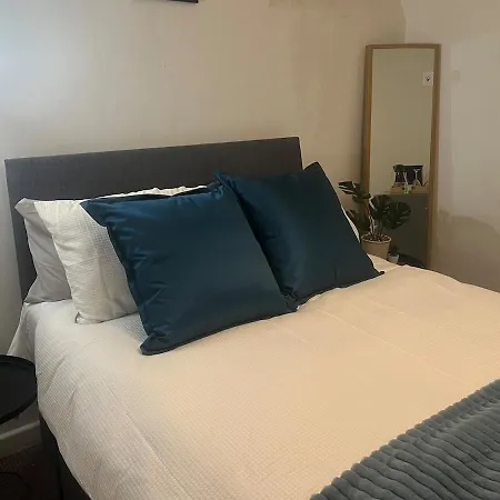 Spacious In Shared 布里斯托