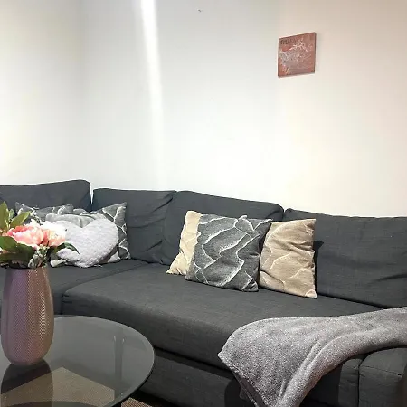 Appartement Spacious In Shared