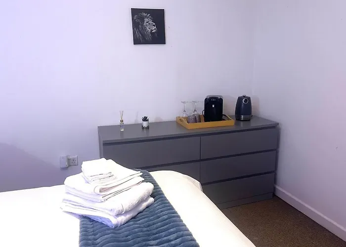 Spacious In Shared *